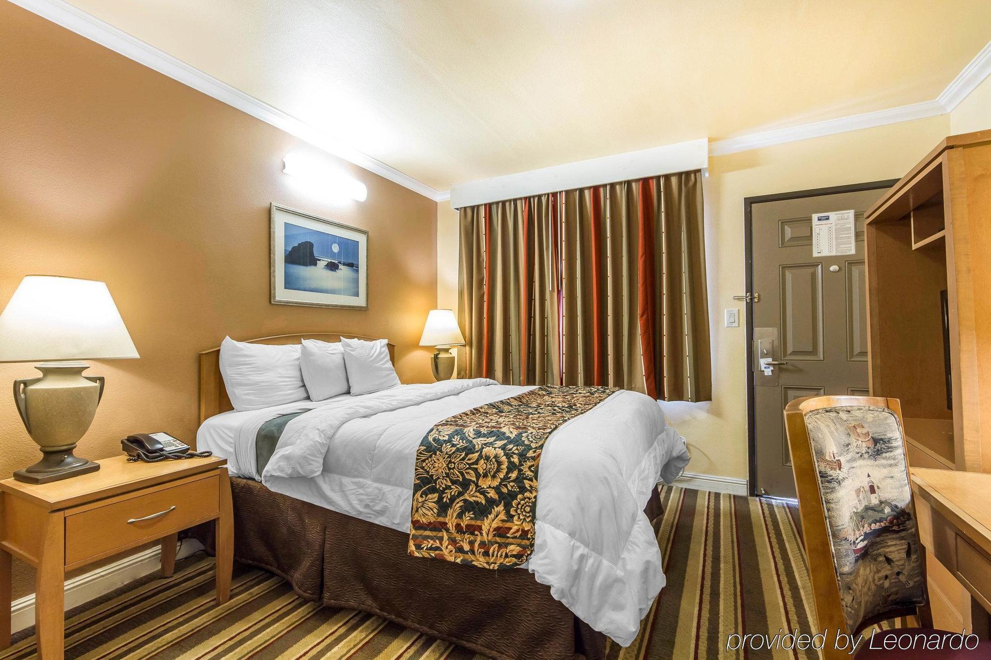 Rodeway Inn & Suites Near The Coliseum & Arena Oakland Zewnętrze zdjęcie