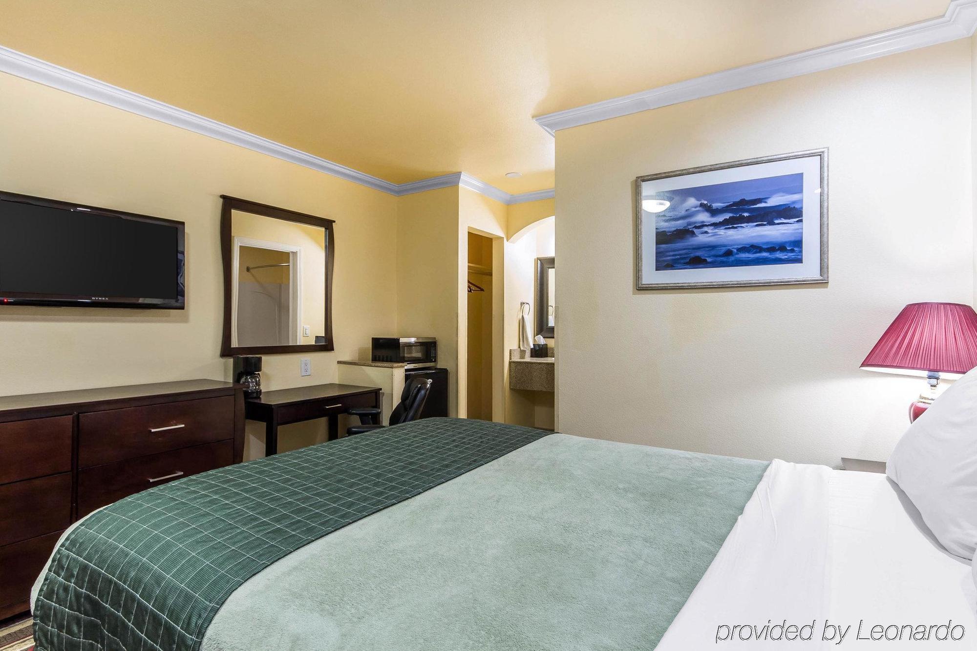 Rodeway Inn & Suites Near The Coliseum & Arena Oakland Zewnętrze zdjęcie