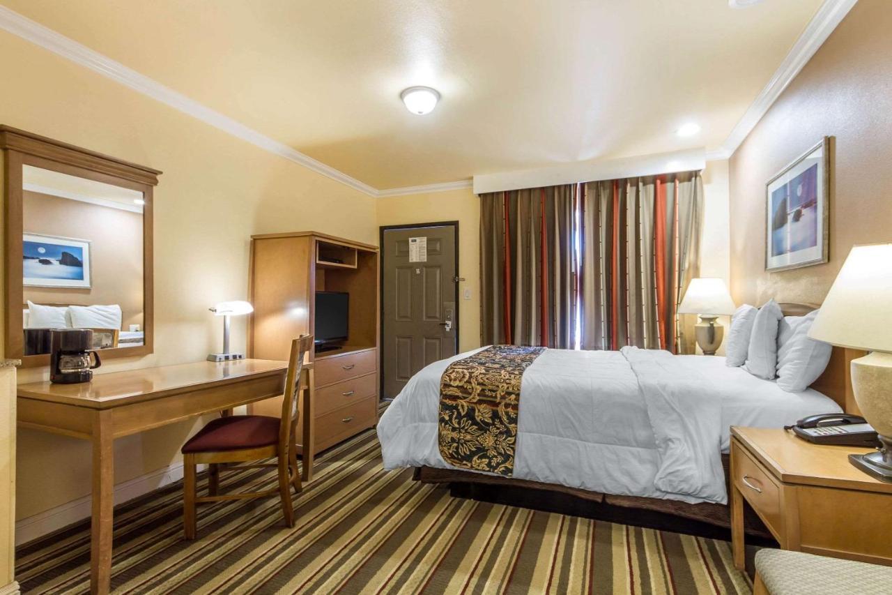 Rodeway Inn & Suites Near The Coliseum & Arena Oakland Zewnętrze zdjęcie
